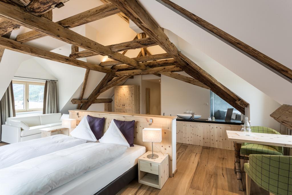 Meisser Hotel "Superior" Guarda Room photo